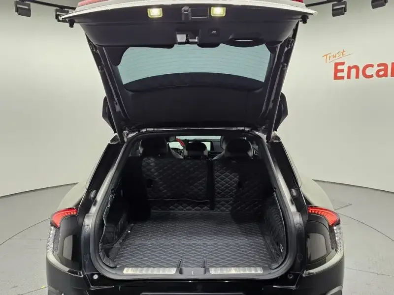 2022 Kia EV6 с пробегом 59 676 км