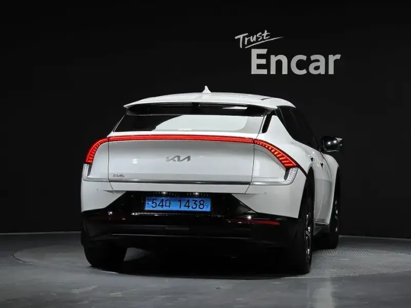 2022 Kia EV6 с пробегом 94 216 км