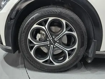 2022 Kia EV6 с пробегом 94 216 км