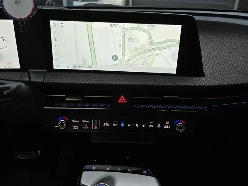 2022 Kia EV6 с пробегом 94 216 км