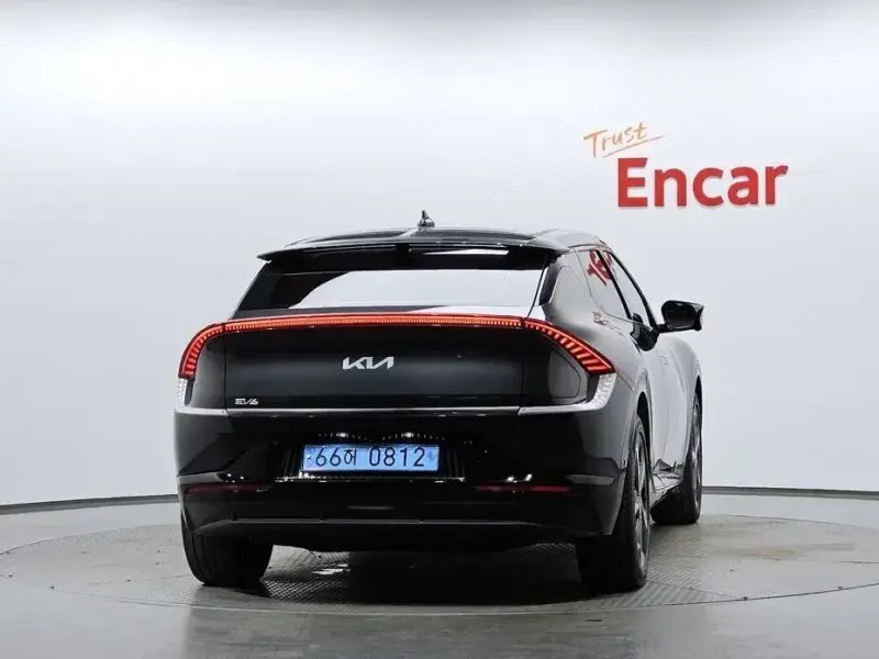 2023 Kia EV6 с пробегом 26 019 км