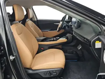 2023 Kia EV6 с пробегом 26 019 км