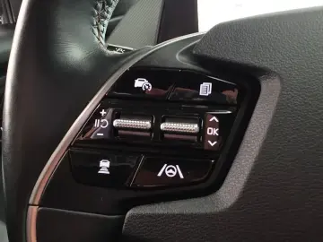 2022 Kia EV6 с пробегом 63 411 км