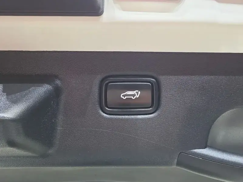 2022 Kia EV6 с пробегом 63 411 км