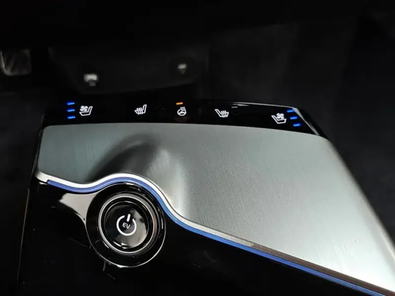 2023 Kia EV6 с пробегом 26 019 км