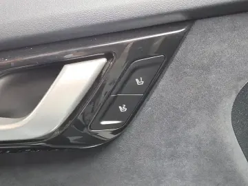 2022 Kia EV6 с пробегом 63 411 км