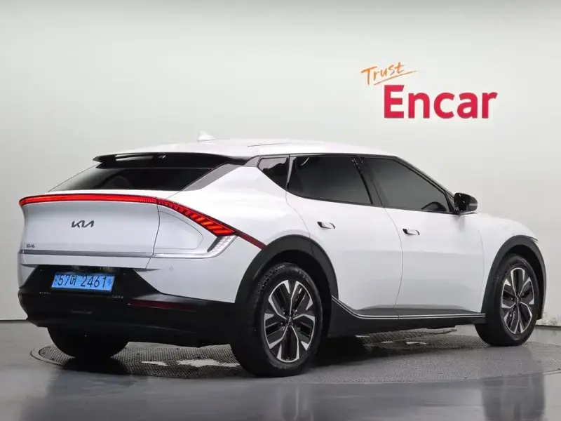 2024 Kia EV6 с пробегом 52 590 км