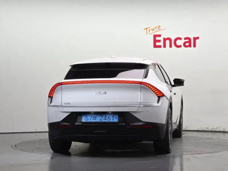 2024 Kia EV6 с пробегом 52 590 км