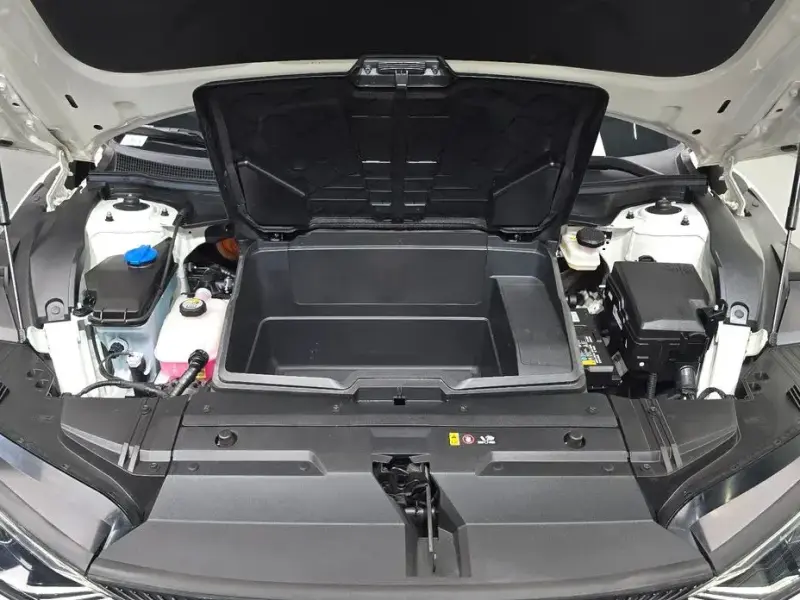 2024 Kia EV6 с пробегом 52 590 км