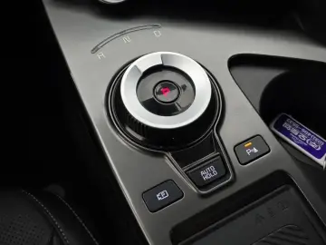 2024 Kia EV6 с пробегом 52 590 км