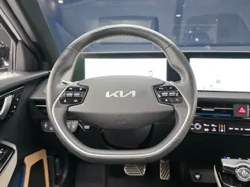2022 Kia EV6 с пробегом 52 238 км