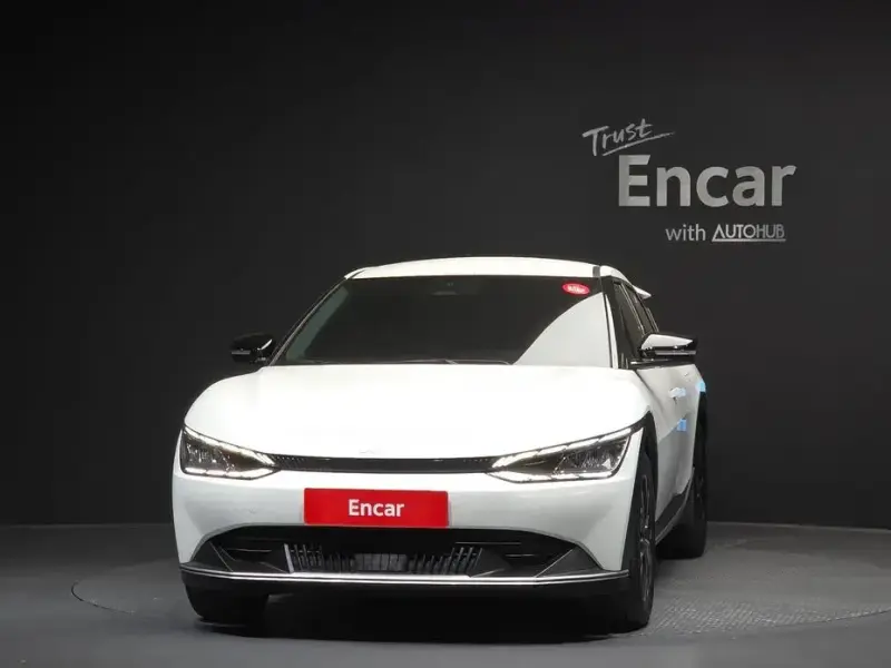 2022 Kia EV6 с пробегом 34 367 км