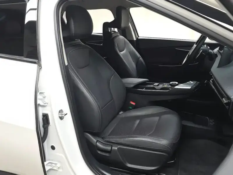 2022 Kia EV6 с пробегом 34 367 км