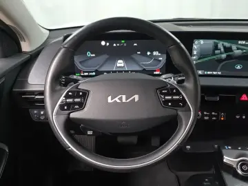 2022 Kia EV6 с пробегом 34 367 км