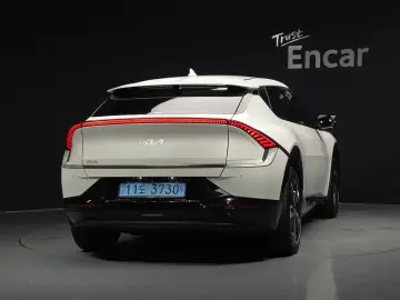 2023 Kia EV6 с пробегом 53 746 км