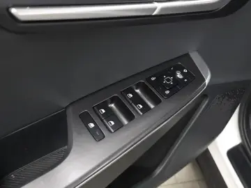 2022 Kia EV6 с пробегом 34 367 км