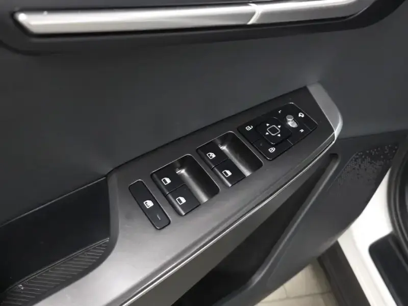 2022 Kia EV6 с пробегом 34 367 км