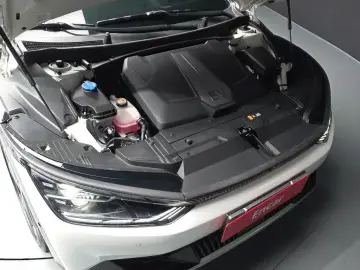 2023 Kia EV6 с пробегом 53 746 км
