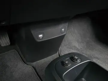2022 Kia EV6 с пробегом 34 367 км