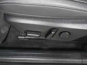 2022 Kia EV6 с пробегом 34 367 км