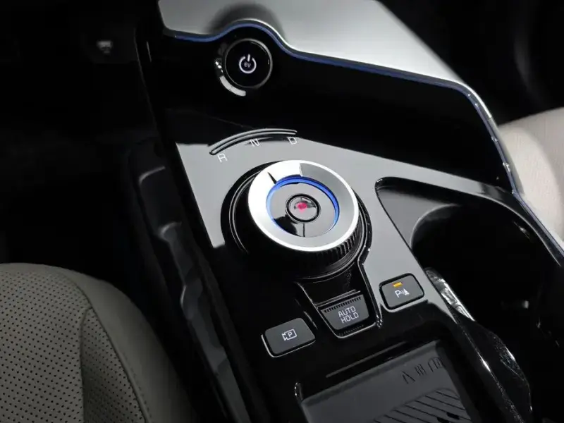 2023 Kia EV6 с пробегом 53 746 км
