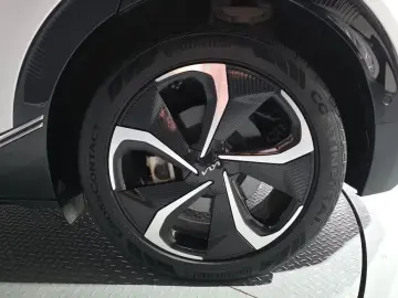 2023 Kia EV6 с пробегом 53 746 км