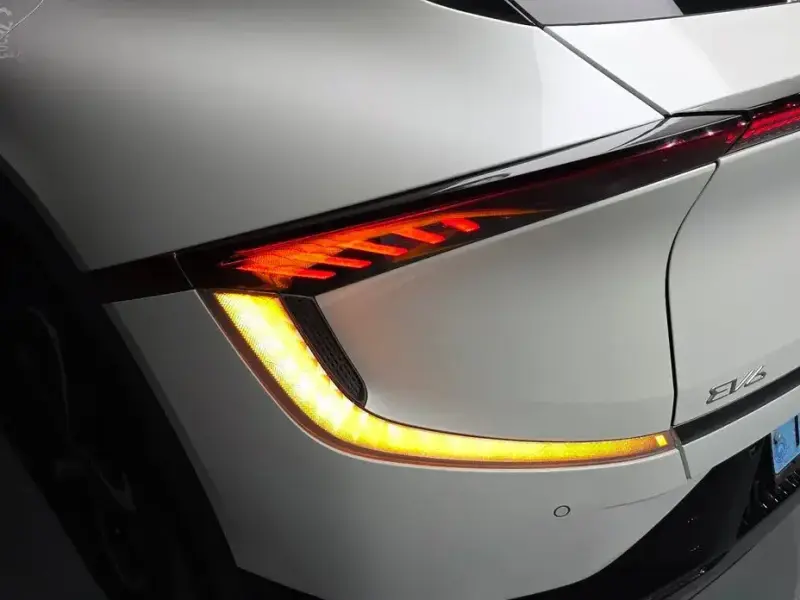 2023 Kia EV6 с пробегом 53 746 км