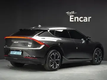 2022 Kia EV6 с пробегом 37 622 км