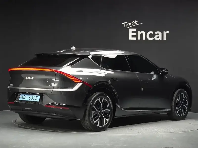 2022 Kia EV6 с пробегом 37 622 км