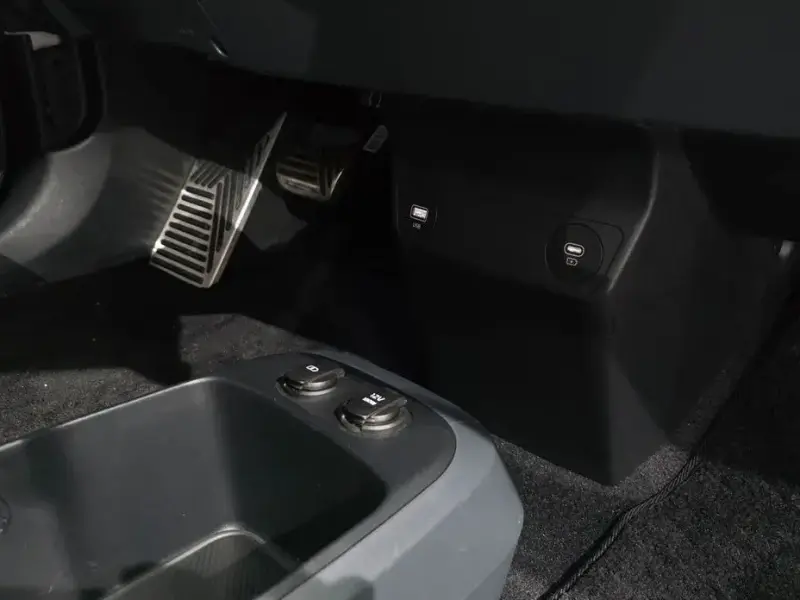 2023 Kia EV6 с пробегом 53 746 км