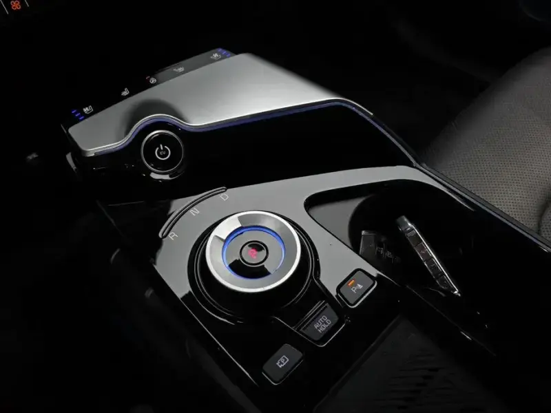 2022 Kia EV6 с пробегом 37 622 км