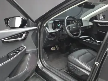 2022 Kia EV6 с пробегом 37 622 км