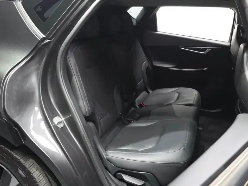 2022 Kia EV6 с пробегом 37 622 км