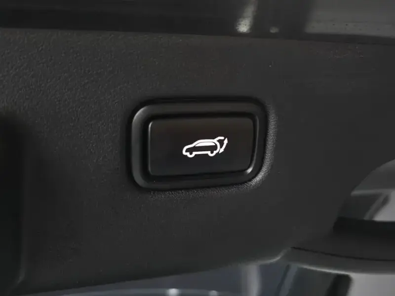 2022 Kia EV6 с пробегом 37 622 км