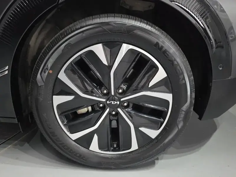 2022 Kia EV6 с пробегом 37 622 км