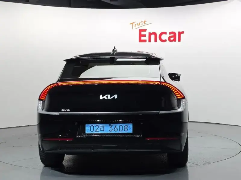 2022 Kia EV6 с пробегом 73 506 км