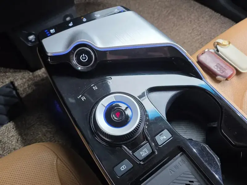 2022 Kia EV6 с пробегом 73 506 км