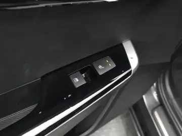 2022 Kia EV6 с пробегом 37 622 км