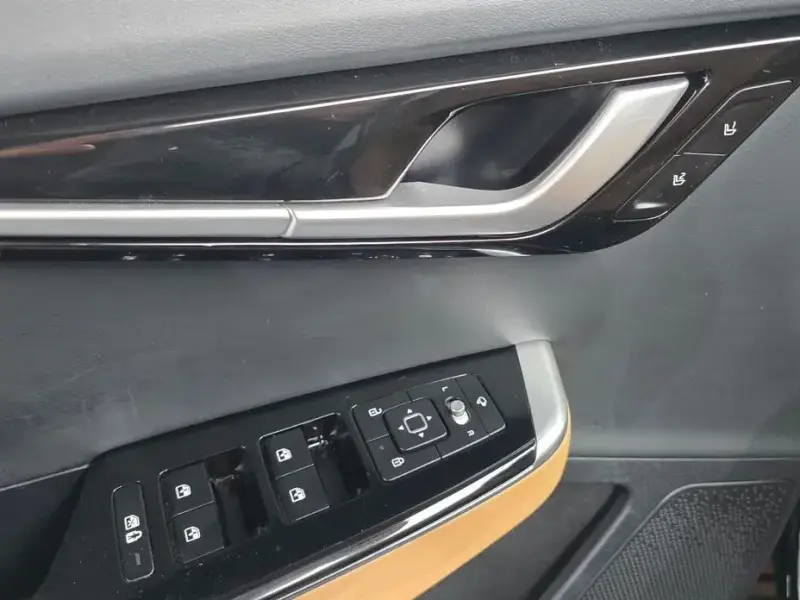 2022 Kia EV6 с пробегом 73 506 км