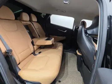 2022 Kia EV6 с пробегом 73 506 км