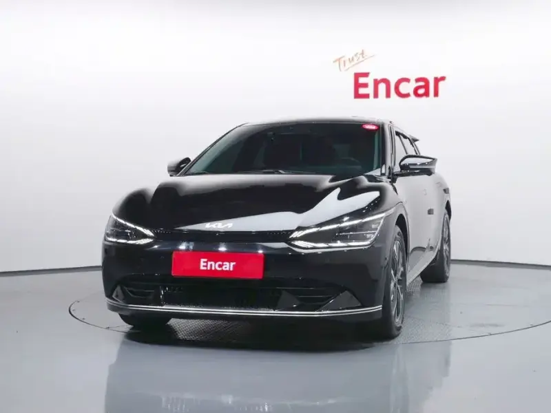 2022 Kia EV6 с пробегом 82 910 км