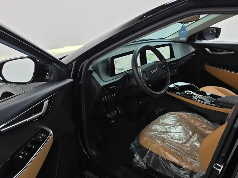 2022 Kia EV6 с пробегом 82 910 км