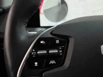 2022 Kia EV6 с пробегом 82 910 км