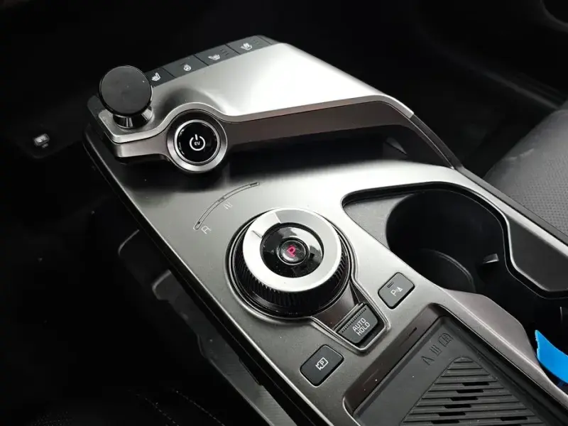 2023 Kia EV6 с пробегом 21 456 км
