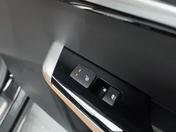 2022 Kia EV6 с пробегом 82 910 км