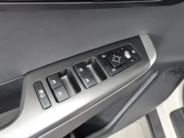 2023 Kia EV6 с пробегом 21 456 км