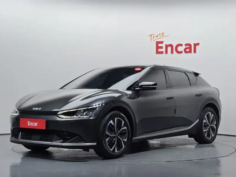 2022 Kia EV6 с пробегом 68 254 км
