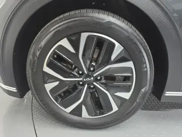 2022 Kia EV6 с пробегом 68 254 км