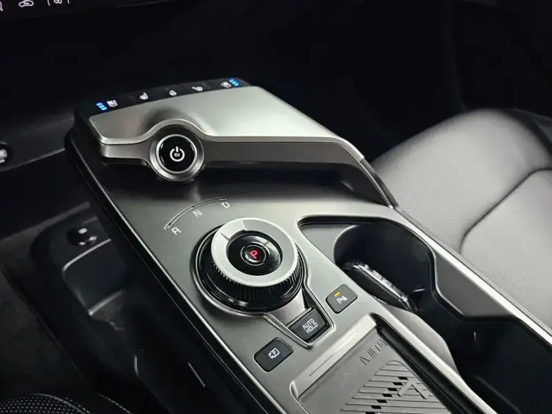 2023 Kia EV6 с пробегом 22 013 км