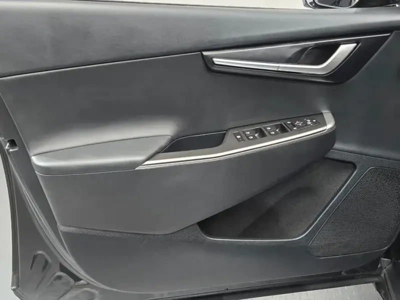 2022 Kia EV6 с пробегом 68 254 км